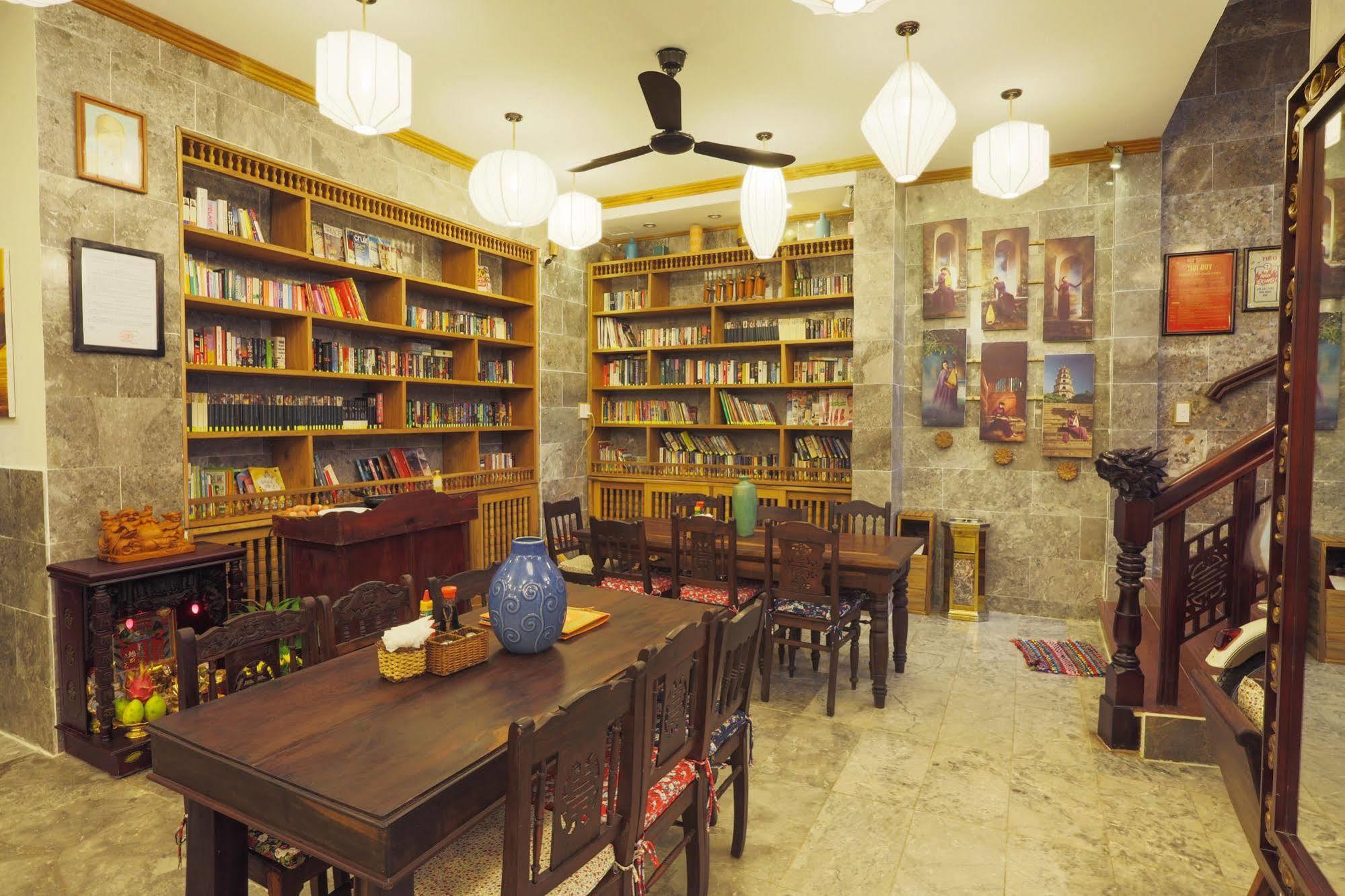 Hoi An Pho Library Hotel Eksteriør billede